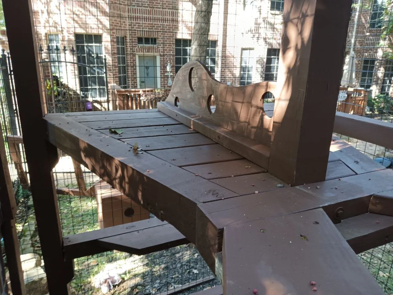 Custom Catio
